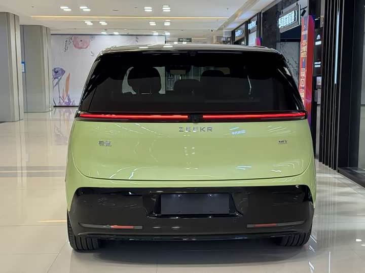 Фото 3 - Zeekr Mix