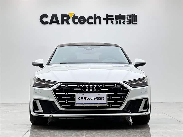 Фото 7 - Audi A7L