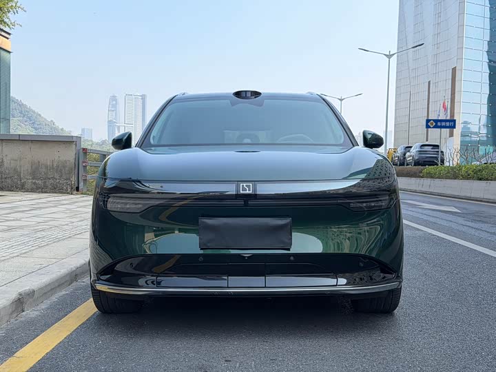 Фото 3 - Zeekr 7X