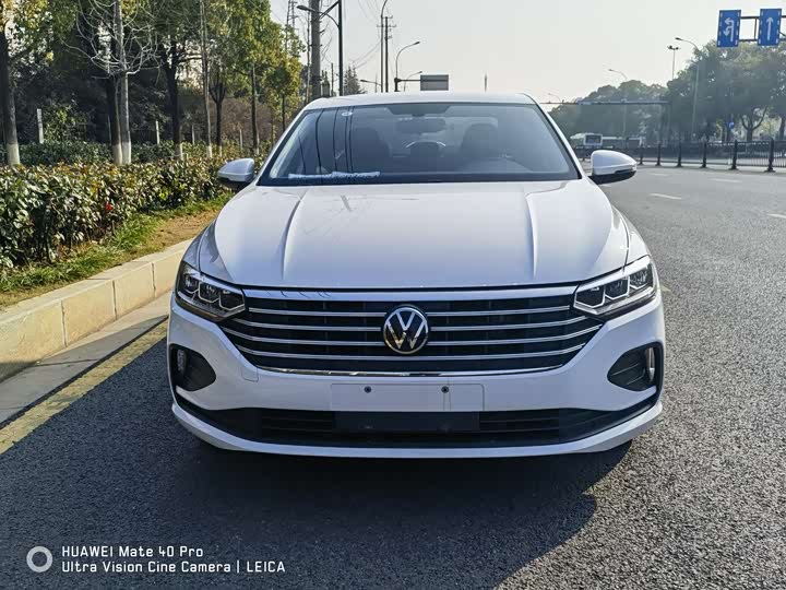 Фото 2 - Volkswagen Lavida