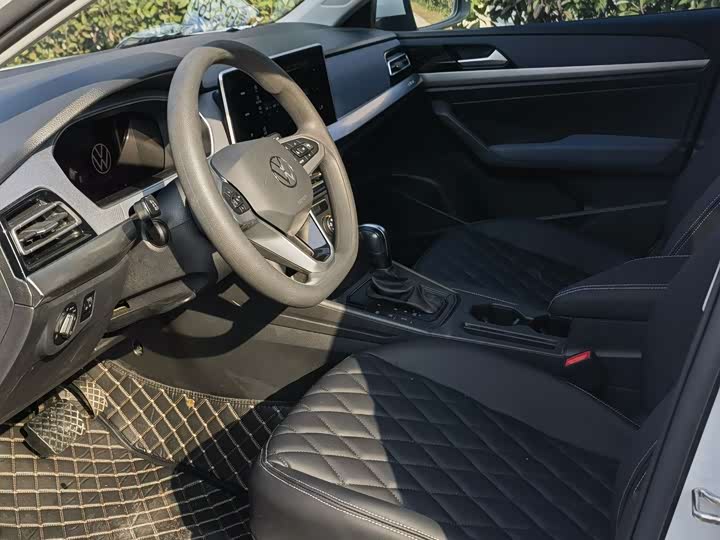 Фото 6 - Volkswagen Lavida