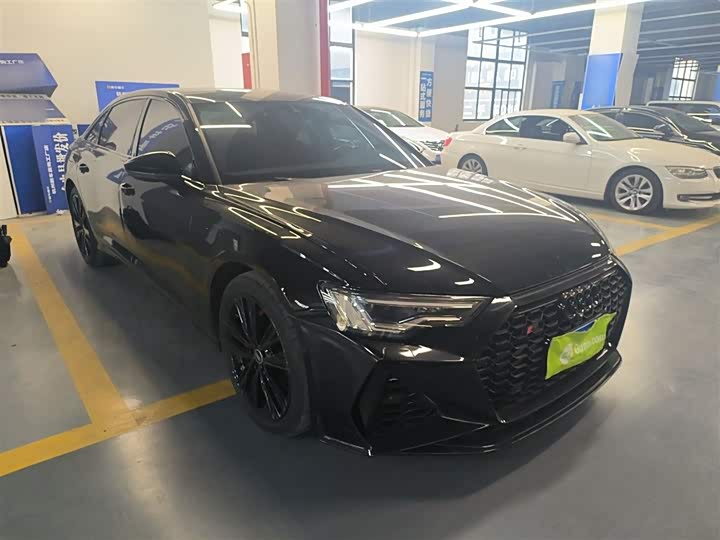 Фото 4 - Audi A6L