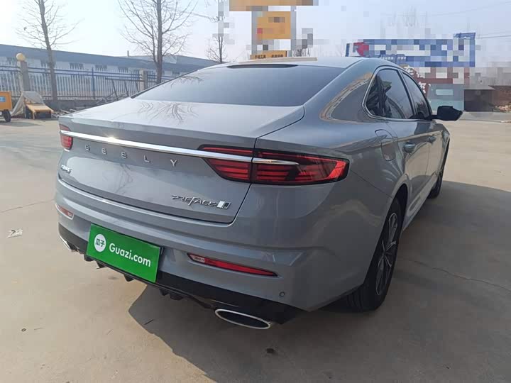 Фото 7 - Geely Preface