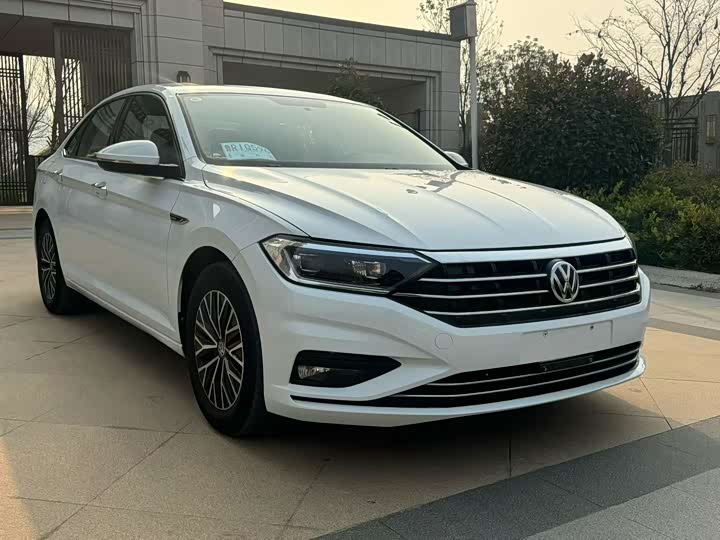 Фото 2 - Volkswagen Sagitar L