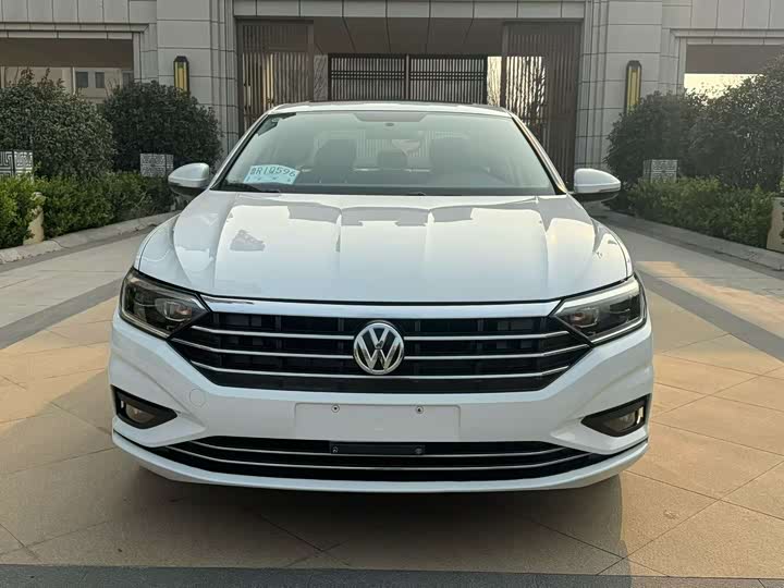 Фото 3 - Volkswagen Sagitar L