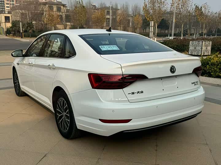 Фото 5 - Volkswagen Sagitar L