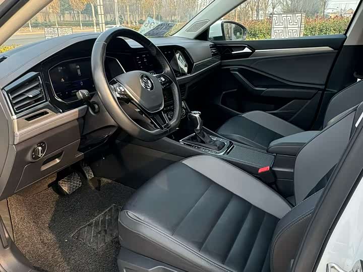 Фото 6 - Volkswagen Sagitar L