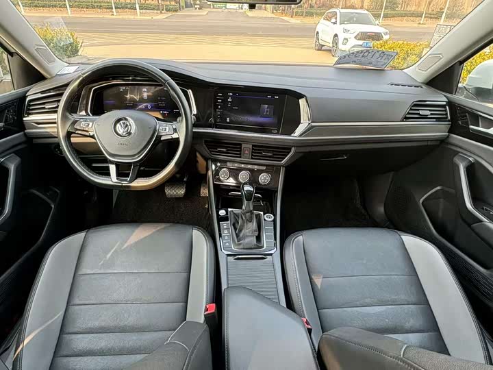 Фото 8 - Volkswagen Sagitar L