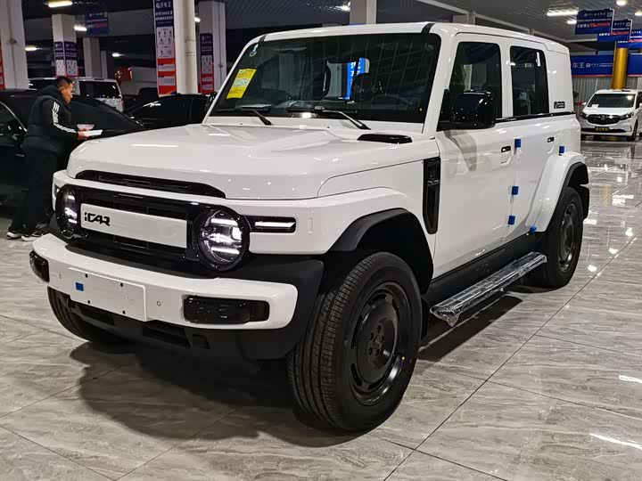 Фото 1 - Chery iCar V23