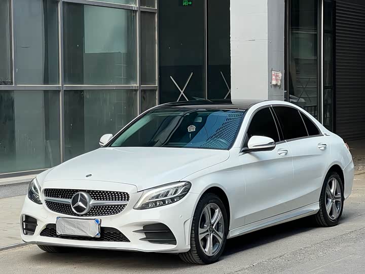 Фото 1 - Mercedes-Benz C-Class