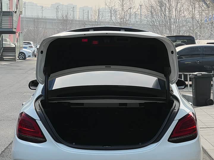 Фото 6 - Mercedes-Benz C-Class