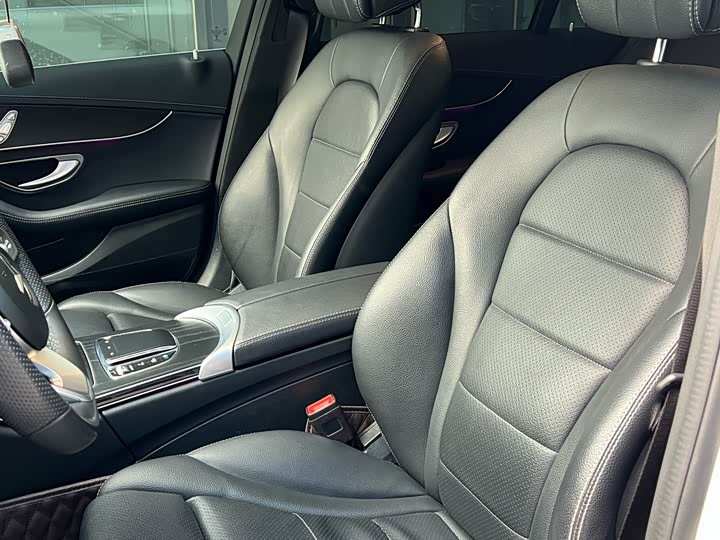 Фото 8 - Mercedes-Benz C-Class