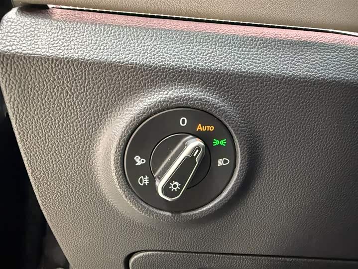 Фото 9 - Volkswagen Tayron