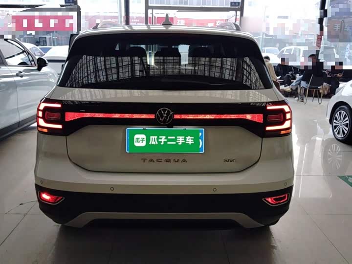 Фото 6 - Volkswagen Tacqua