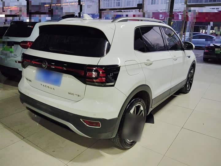 Фото 7 - Volkswagen Tacqua