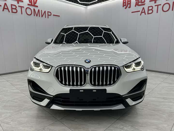 Фото 3 - BMW X1