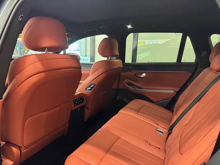 Фото 9 - BYD Tang L