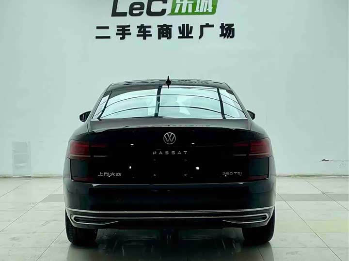 Фото 5 - Volkswagen Passat