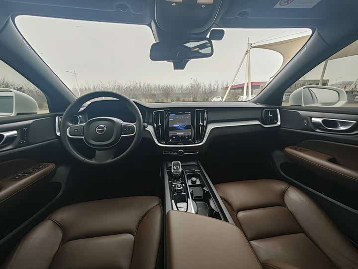 Фото 5 - Volvo S60