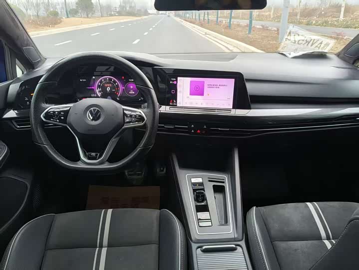 Фото 6 - Volkswagen Golf