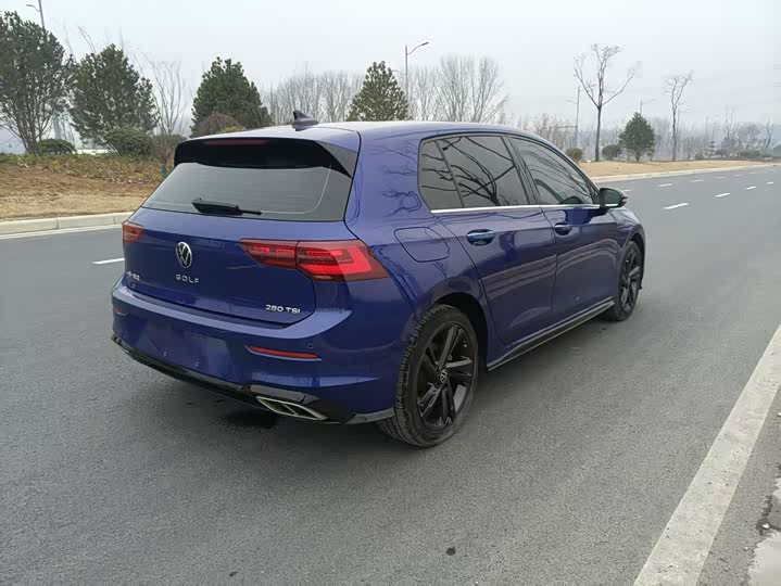 Фото 7 - Volkswagen Golf