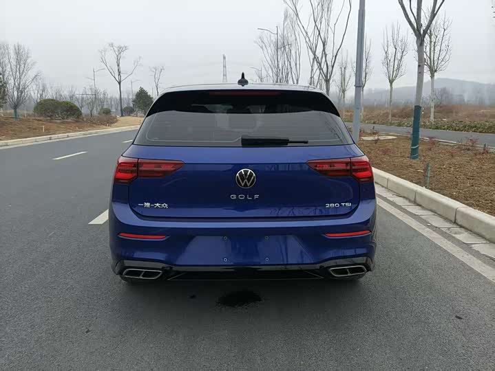 Фото 8 - Volkswagen Golf