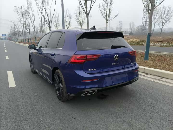 Фото 9 - Volkswagen Golf