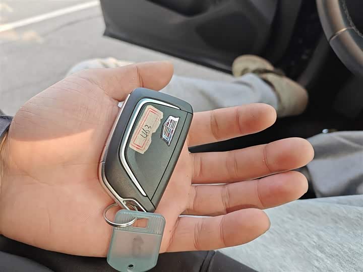 Фото 9 - Cadillac CT4