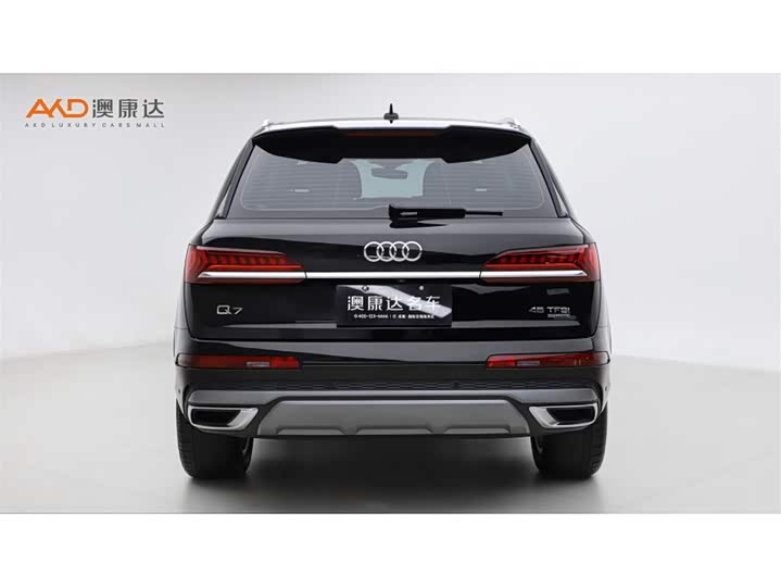 Фото 4 - Audi Q7