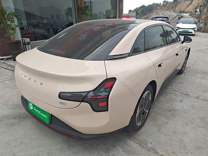 Фото 7 - XPeng Mona M03