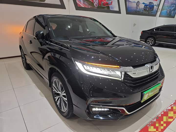 Фото 4 - Honda Avancier