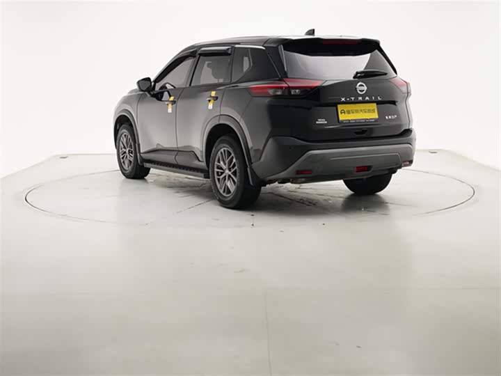 Фото 6 - Nissan X-Trail