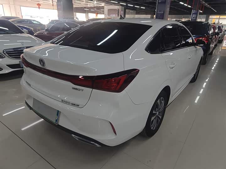 Фото 7 - Changan Eado Plus