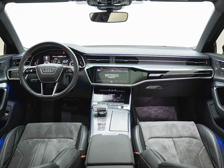 Фото 6 - Audi A6L