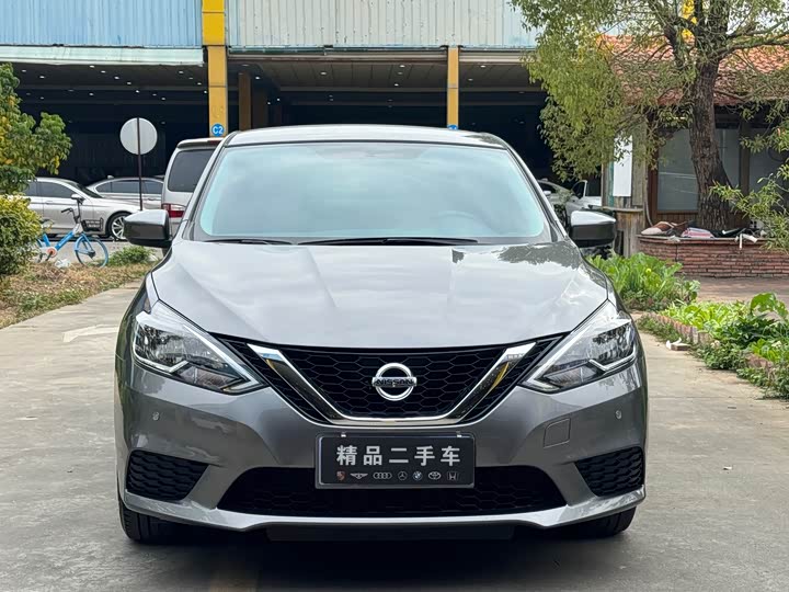Фото 2 - Nissan Sylphy