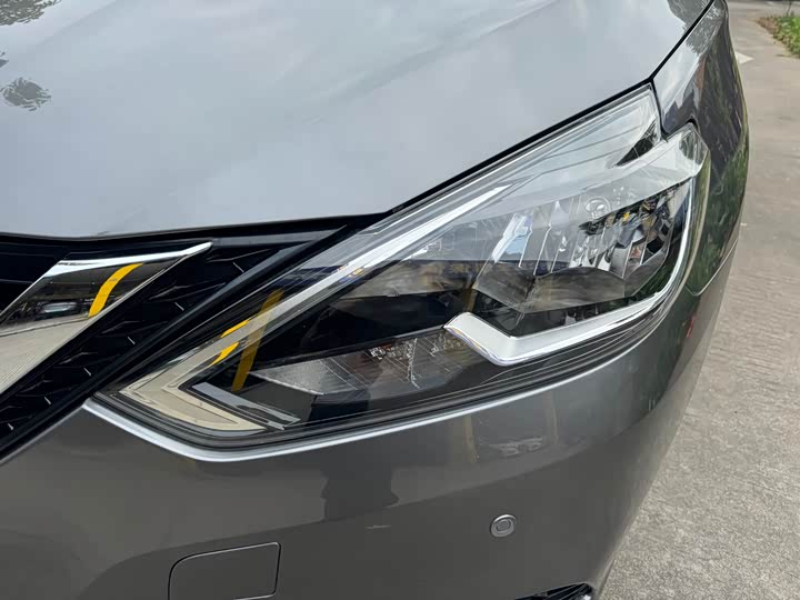 Фото 4 - Nissan Sylphy