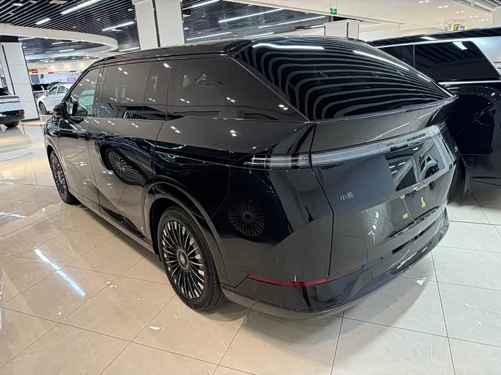 Фото 6 - XPeng X9