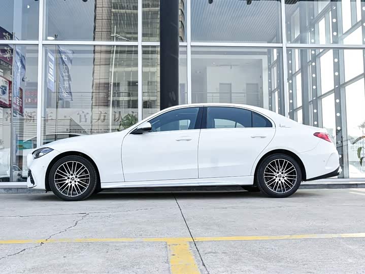 Фото 2 - Mercedes-Benz C-Class