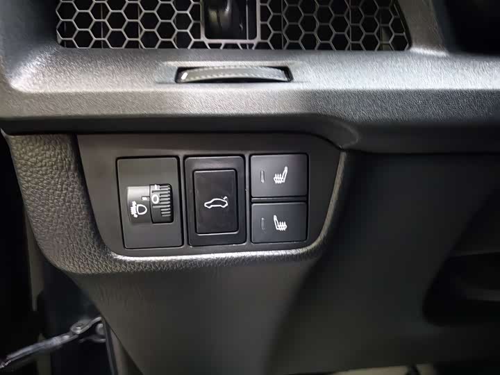 Фото 9 - Honda Breeze