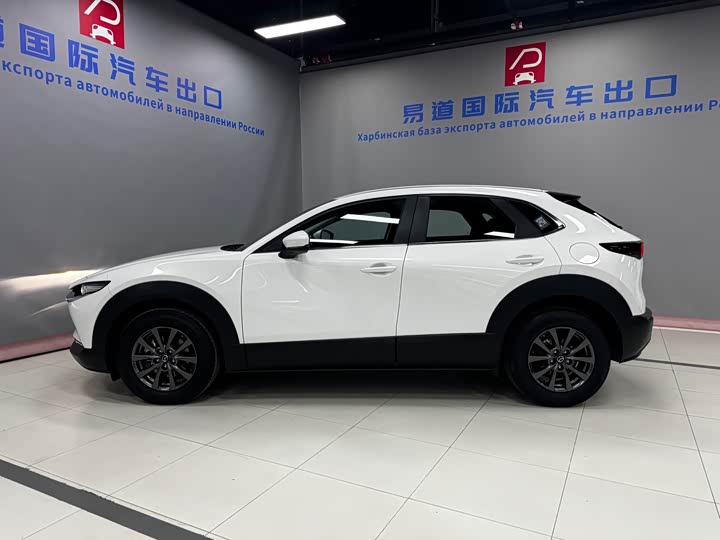 Фото 7 - Mazda CX-30