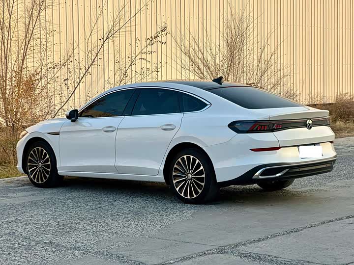 Фото 9 - Volkswagen Lamando L