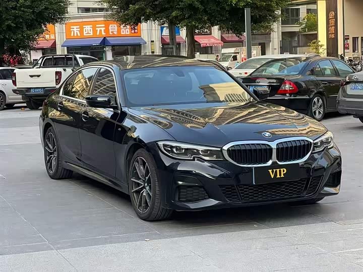 Фото 3 - BMW 3 Series