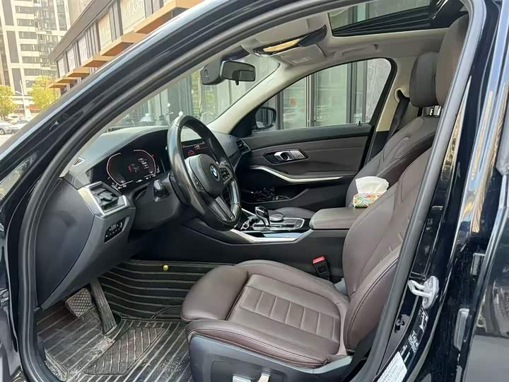 Фото 5 - BMW 3 Series