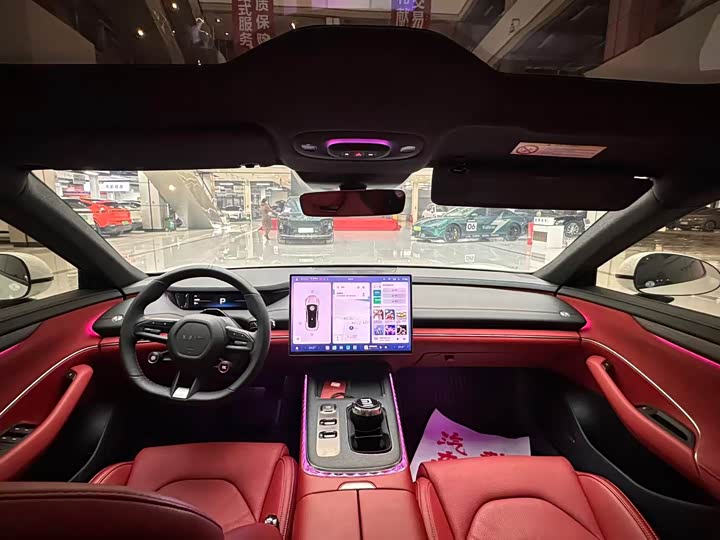 Фото 6 - Xiaomi SU7