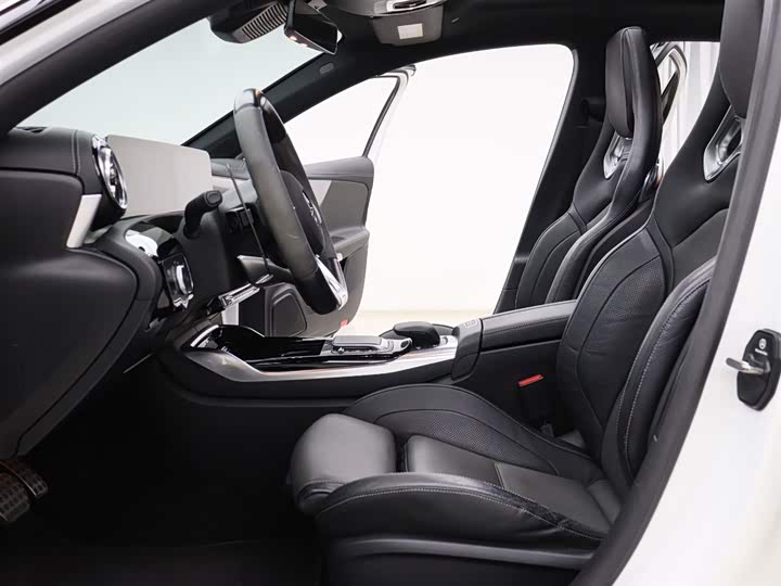 Фото 2 - Mercedes-Benz A-Class AMG