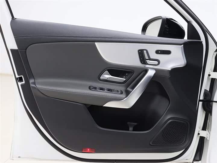 Фото 4 - Mercedes-Benz A-Class AMG