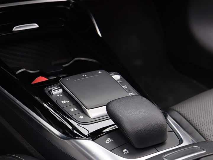 Фото 8 - Mercedes-Benz A-Class AMG