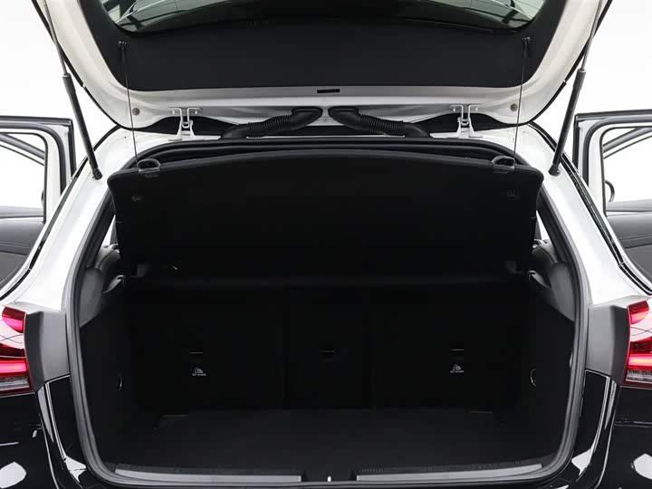 Фото 9 - Mercedes-Benz A-Class AMG