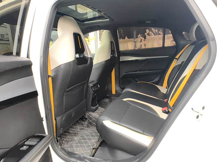 Фото 6 - MG Motor 5 Scorpio