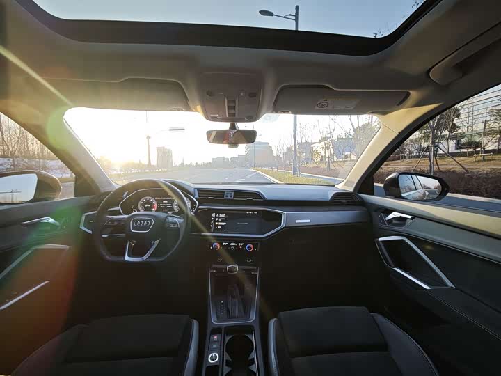 Фото 7 - Audi Q3